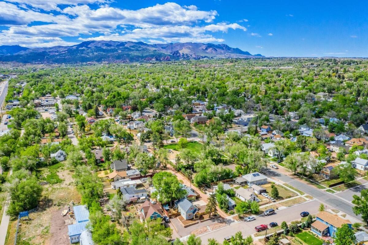 The Vibrant Victorian Hot Tub & Fire Pit In Occ Villa Colorado Springs Ngoại thất bức ảnh