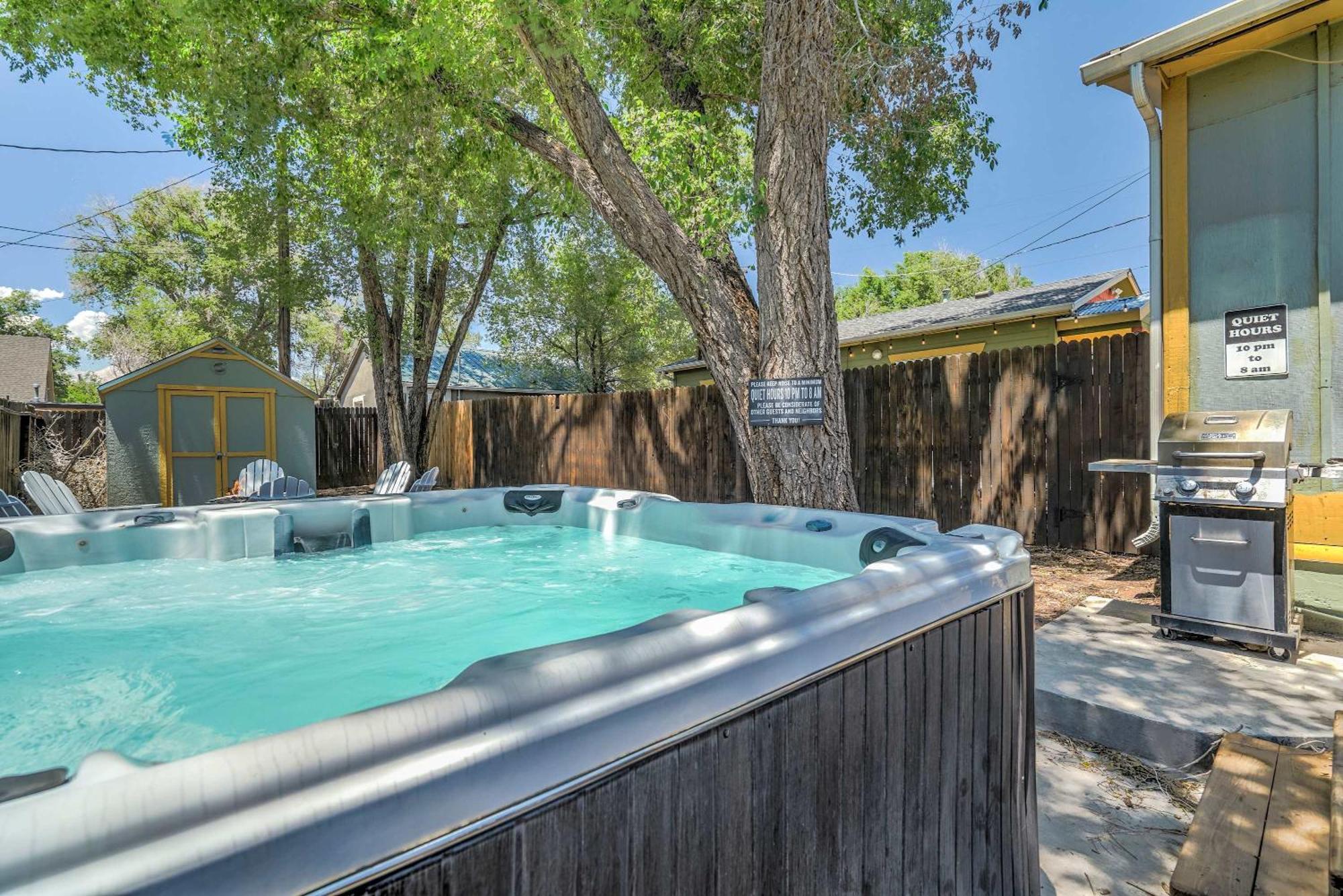The Vibrant Victorian Hot Tub & Fire Pit In Occ Villa Colorado Springs Ngoại thất bức ảnh